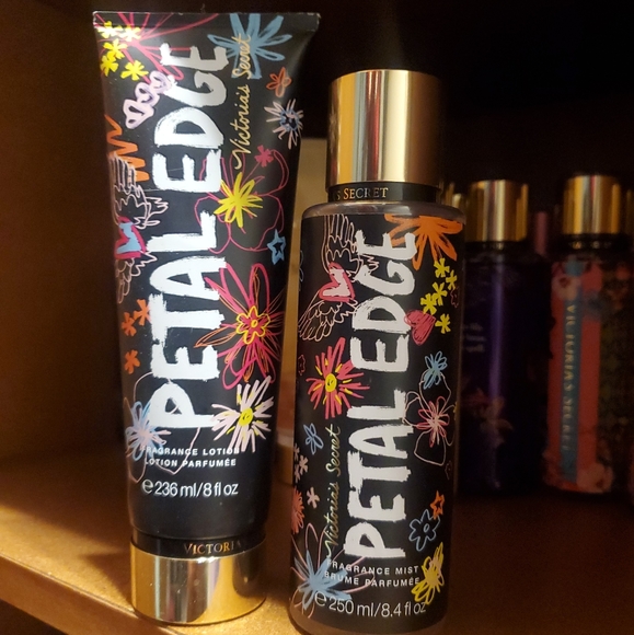 PINK Body mist/lotion set - Picture 1 of 1